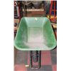 Image 1 : WHEEL BARROW