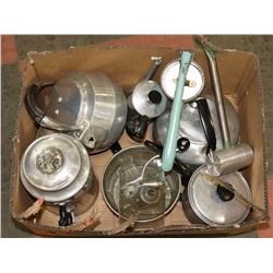 BOX OF VINTAGE COOKWARE