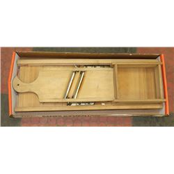 BOX WITH 2 VINTAGE CABBAGE CUTTERS