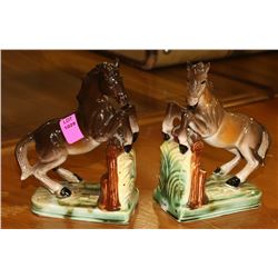 PAIR OF JAPN MADE PORCELAIN BOOK ENDS