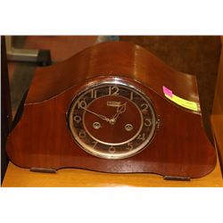 VINTAGE FORESTVILLE WOOD MANTLE CLOCK WITH KEY