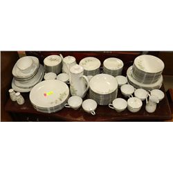 LARGE ESTATE NORATAKI CHINA SET
