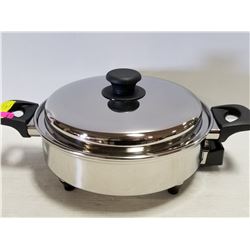 NEW ERA OIL CORE ELECTRIC SKILLET RETAILS FOR