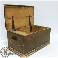 1800S PORTABLE SEA CHEST WITH DRAWERS
