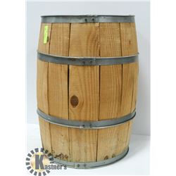 COUNYRY STORE DISPLAY BARREL