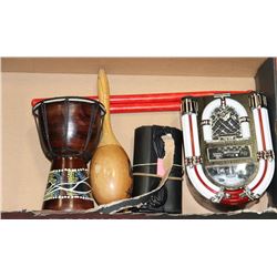 SELECTION OF MUSICAL ITEMS RADIO W /USB & CHARGER,