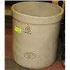 Image 1 : VINTAGE MEDALTA 4 GALLON CROCK