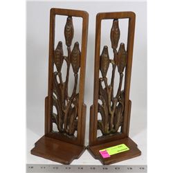 PAIR OF VINTAGE WOOD CARVED BOOK ENDS