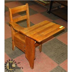 VINTAGE SOLID WOOD CHILD'S DESK