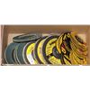 Image 1 : BOX OF VARIOUS DEWALT 4-1/2" AND 6" DISCS