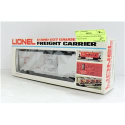 LIONEL CANADIAN PACIFIC BOX CAR, 0 GAUGE