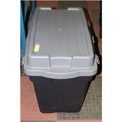 3 RUBBER TUBS WITH LIDS