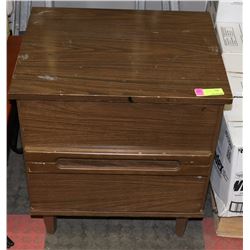 VINTAGE 2 DRAWER NIGHT STAND. FURNITURE