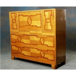 Serveringsskåp alm/björk med intarsia i