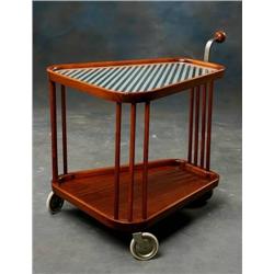 Serveringsvagn mahogny med etsad glassk