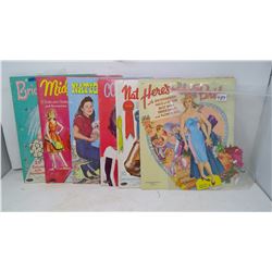 LOT OF PAPER DOLLS / PAPER DOLL BOOKS