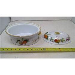 EVE SHAM ROYAL WORCESTER CASSEROLE WITH LID