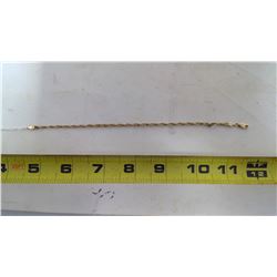 10Kt GOLD BRACELET - 8"