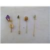 Image 6 : LOT OF GOLDTONE JEWELRY