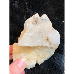 QUARTZ CRYSTAL