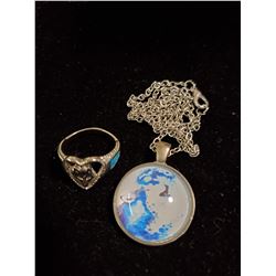 TURQUOISE CHIP WOLF RING (SIZE 9) AND NECKLACE