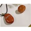 Image 2 : CARNELIAN NECKLACE, STONES AND TREE