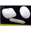 Image 1 : 3 Rose Quartz (Flat Stone has a Chip)