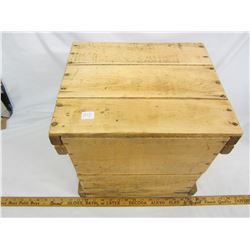 Refinished egg crate