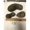 Image 1 : THREE PRIMITIVE FIELD STONE TOOLS
