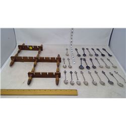Spoon Rack with Spoon Collection (24 Spoons)