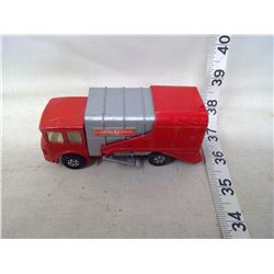 Matchbox Garbage Truck