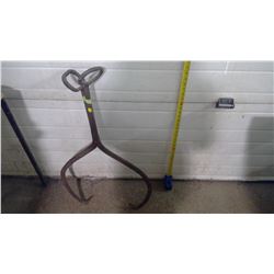 Ice or Log Tongs