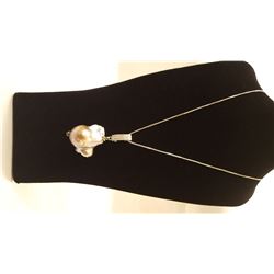 Maluku Island Pearl Pendant