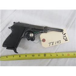 TE143 Pietro Beretta 71 SA 22 LR 1 Clip S#A34356U No Front Sight
