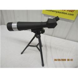 QQQ Spotting Scope w Stand