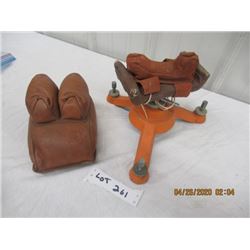 RST 2) Gun Rests 1 w Cast Base