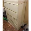 Image 1 : 4 DRAWER LATERAL FILING CABINET