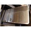 Image 1 : STAINLESS STEEL UNDERMOUNT KITCHEN SINK
