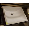 Image 1 : PORCELAIN UNDERMOUNT SINK