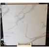 Image 2 : 18 CASES OF 4 PORCELAIN TILES 23.625"X23.625" & 6