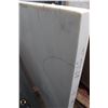Image 2 : LOT OF 4 ASSORTED GRANITE SLABS
