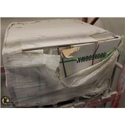 PALLET OF APPROX 40 CASES OF 8 PORCELAIN TILES