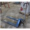 Image 1 : BLUE QUICKLIFT PALLET JACK