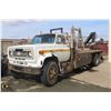 Image 2 : 1985 CHEVROLET C7D042 FLATBED PICKER TRUCK