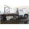 Image 5 : 1985 CHEVROLET C7D042 FLATBED PICKER TRUCK