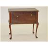 Image 2 : QUEEN ANNE STYLE CUSTOM MAHOGANY LOWBOY