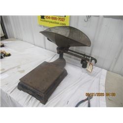 BN-American Cutlery Co. Double Beam Counter Mdl Platform Scale - Vintage