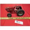 Image 2 : Ertl International Vintage Die cast tractor