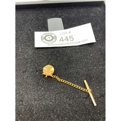 Vintage 14 karat gold maple leaf tie pin