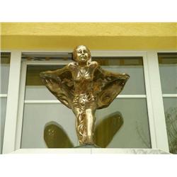 Rolls Royce Statue